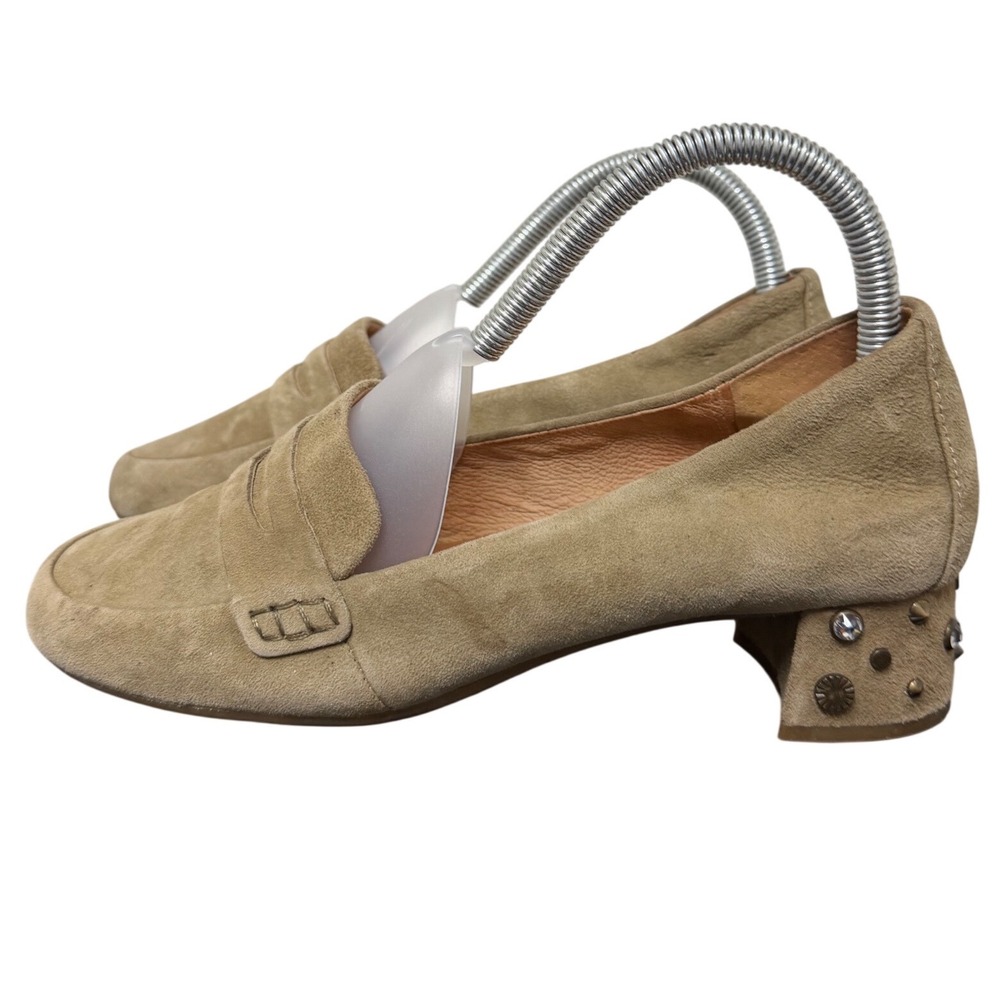 UGG Loafers Womens 7 1092282 Tan Suede Studded Block Heel EUC